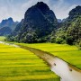 Excursion à la baie d’Halong terrestre : un joyau naturel au cœur du Vietnam