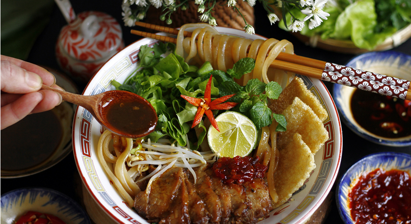 Cao_Lau-Hoi-An