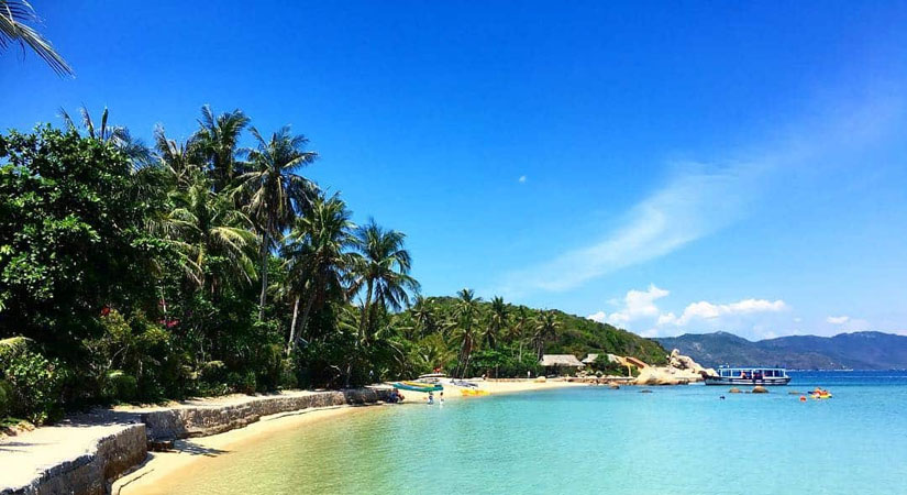 Hon-Ong-Nha-Trang