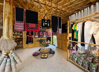 Souvenir-Shop-Om-Tara-retreat