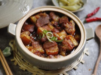 Recette de porc caramel vietnamien, délicieux plat du Tết Thịt Kho Tầu